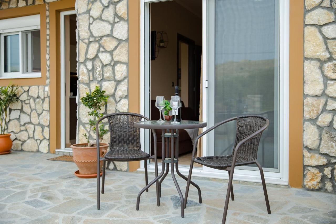 Electi Apartments Charaki Exterior foto